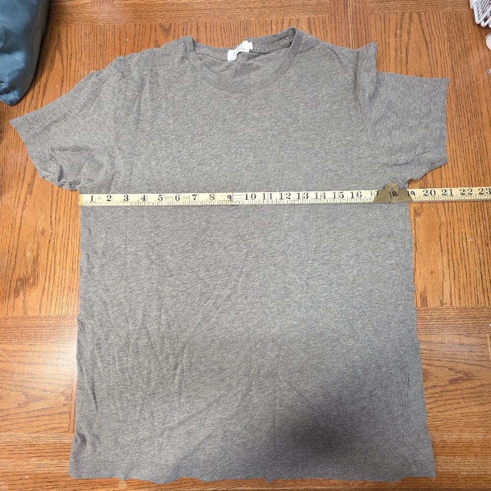J Crew Broken-In Gray Green Short Sleeve T-Shirt Men's Size Small